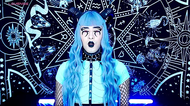 Snapshot of naomi_satan chatting on 8, 10, 2025 naomi satan online show from 8, 10, 2025