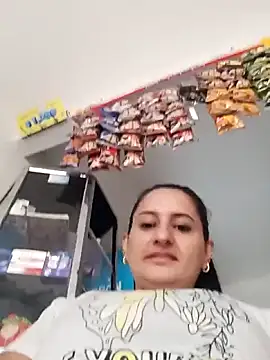 Snapshot of Titiss8921 chatting on 25, 9, 2025 Titiss8921 online show from 25, 9, 2025