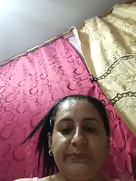 Snapshot of Titiss8921 chatting on 25, 10, 2025 Titiss8921 online show from 25, 10, 2025