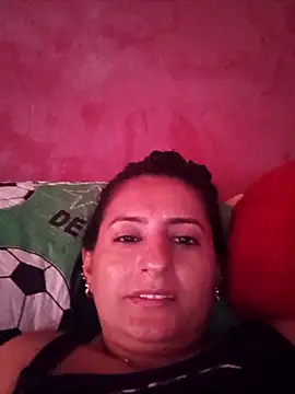 Snapshot of Titiss8921 chatting on 2, 11, 2025 Titiss8921 online show from 2, 11, 2025