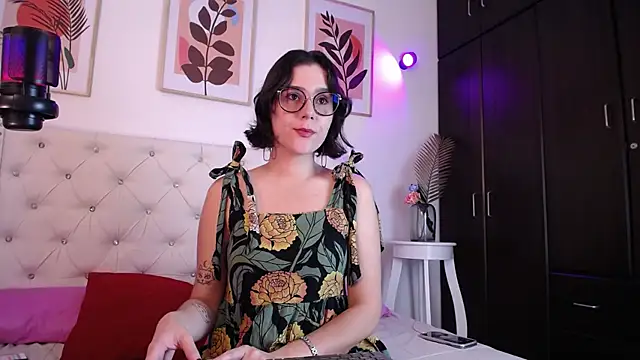 Snapshot of barbyehot chatting on 18, 11, 2025 barbyehot online show from 18, 11, 2025