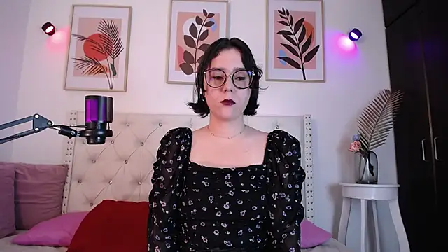 Snapshot of barbyehot chatting on 21, 11, 2025 barbyehot online show from 21, 11, 2025