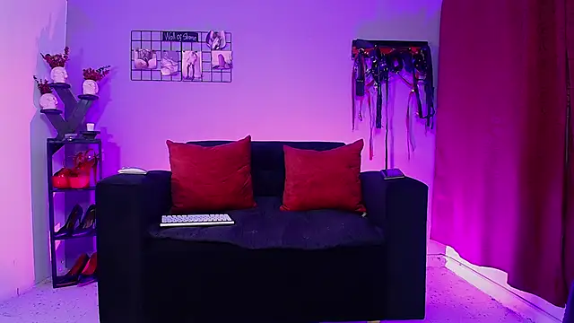 Daphne Clarke online show from 14, 10, 2025