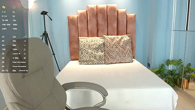 Milaa Star  online show from 24, 2, 2026