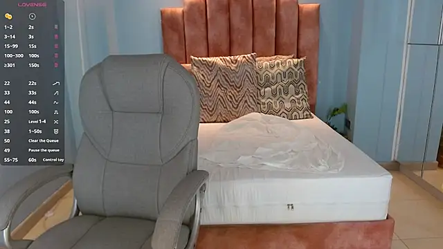 Milaa Star  online show from 28, 2, 2026