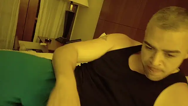 Snapshot of Dallasbest214 chatting on 23, 3, 2026 Dallasbest214 online show from 23, 3, 2026