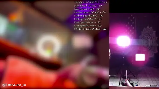 EmeryLune xo online show from 19, 11, 2025