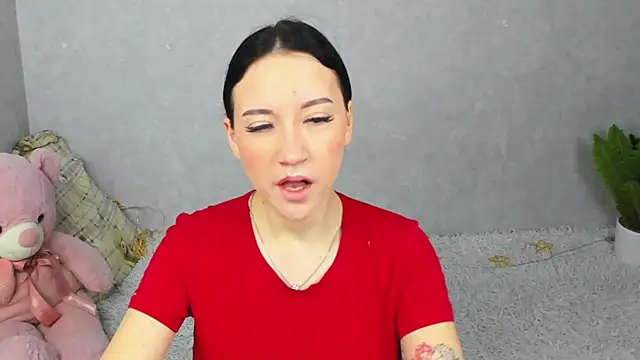 EileenMoores online show from 2, 12, 2025