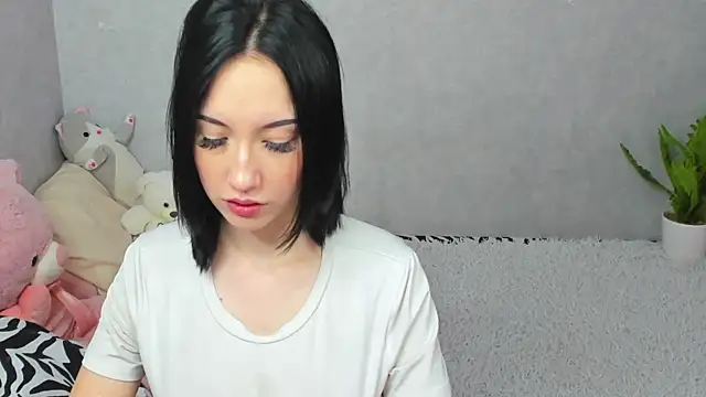 Snapshot of EileenMoores chatting on 5, 2, 2026 EileenMoores online show from 5, 2, 2026