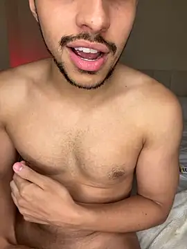 Snapshot of ravisex2 chatting on 12, 10, 2025 ravisex2 online show from 12, 10, 2025