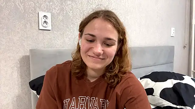 SunPunnyGirl online show from 20, 9, 2025