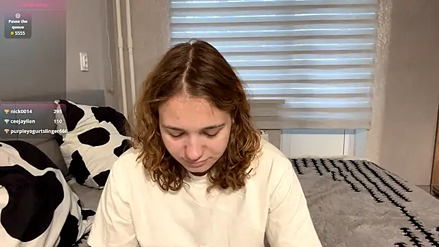 SunPunnyGirl online show from 23, 9, 2025