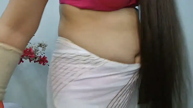 Snapshot of ruby100 chatting on 17, 10, 2025 ruby100 online show from 17, 10, 2025