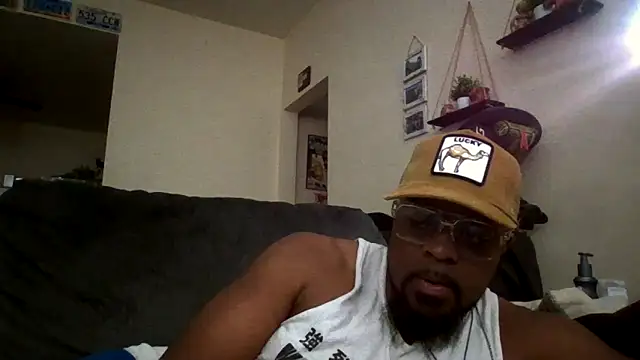 Str8ishVegasGuy online show from 17, 10, 2025