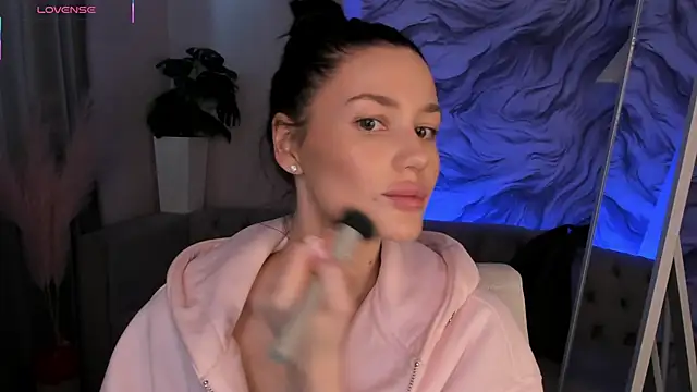 Aria Mila online show from 18, 3, 2026