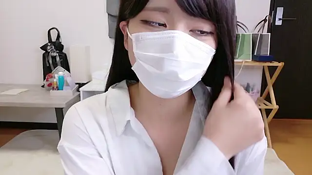 Noa chan o0 online show from 11, 11, 2025