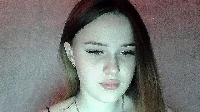 SweetLoraa online show from 28, 11, 2025