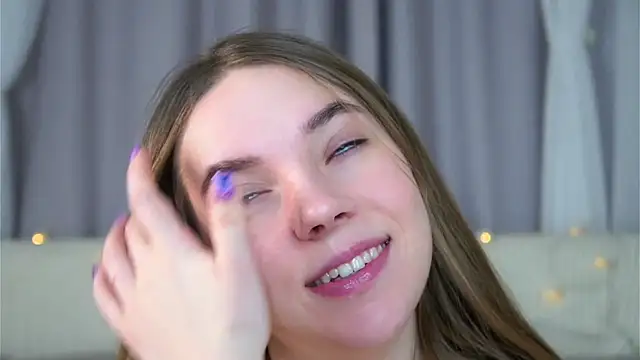 Snapshot of KarriBrownd chatting on 12, 1, 2026 KarriBrownd online show from 12, 1, 2026