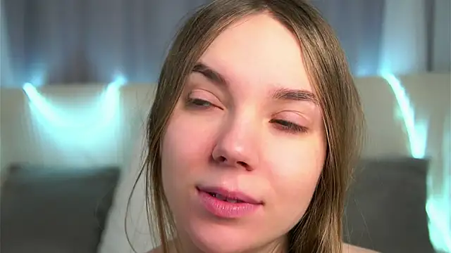 Snapshot of KarriBrownd chatting on 1, 2, 2026 KarriBrownd online show from 1, 2, 2026