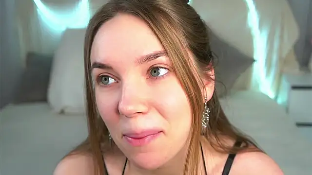 Snapshot of KarriBrownd chatting on 2, 2, 2026 KarriBrownd online show from 2, 2, 2026