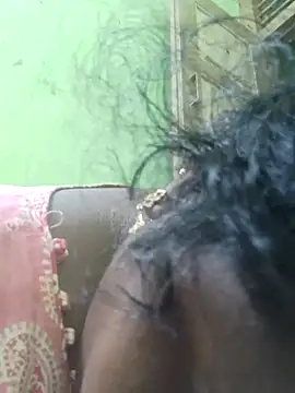 Snapshot of Tamilreethu chatting on 6, 11, 2025 Tamilreethu online show from 6, 11, 2025