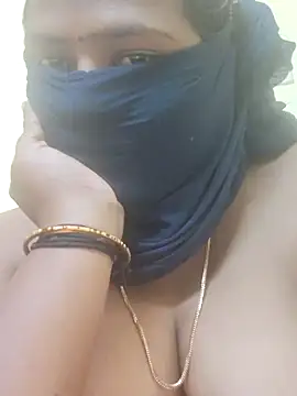 Snapshot of Tamilreethu chatting on 18, 12, 2025 Tamilreethu online show from 18, 12, 2025