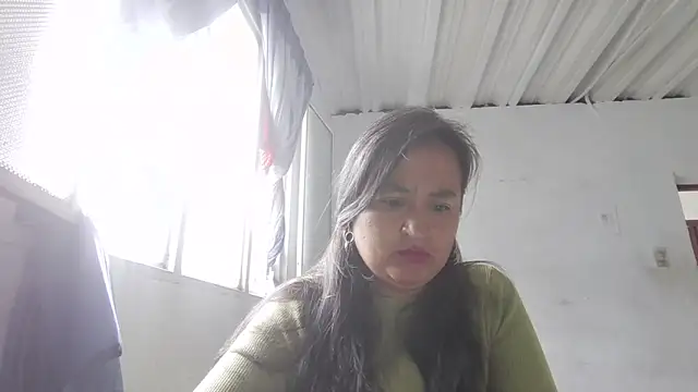 RosaPretty online show from 10, 10, 2025