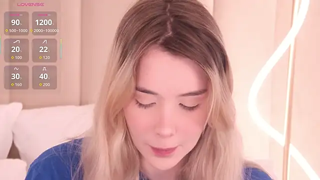 Snapshot of Nesolla chatting on 3, 3, 2026 Nesolla online show from 3, 3, 2026