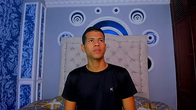 KingStark  online show from 30, 10, 2025