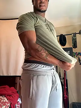 KeYBuMp323 online show from 8, 1, 2026