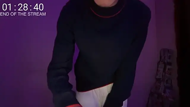 Snapshot of holydirt_luxeno1 chatting on 10, 2, 2026 holydirt luxeno1 online show from 10, 2, 2026