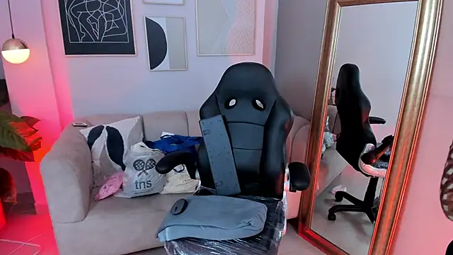 Snapshot of marie_bass chatting on 20, 2, 2026 marie bass online show from 20, 2, 2026