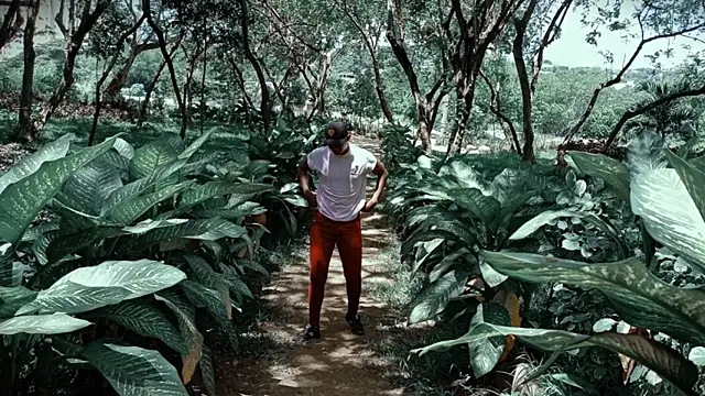 Snapshot of Black_penis25 chatting on 15, 11, 2025 Black penis25 online show from 15, 11, 2025