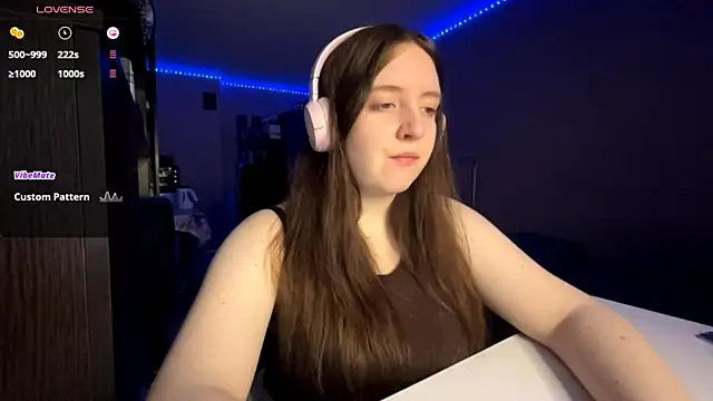 LauretteRagar online show from 21, 10, 2025