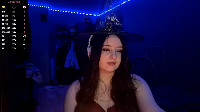 LauretteRagar online show from 31, 10, 2025