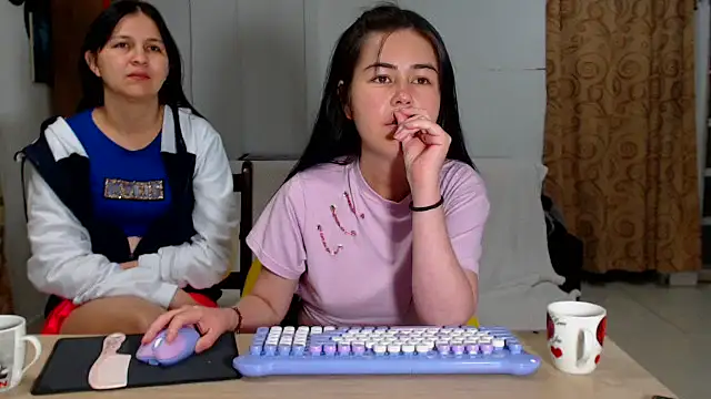 Sofii Kissx69 online show from 23, 10, 2025