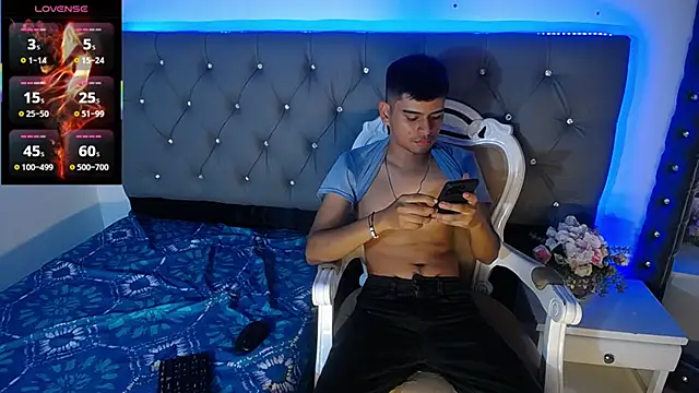 Charlie Cock  online show from 28, 10, 2025