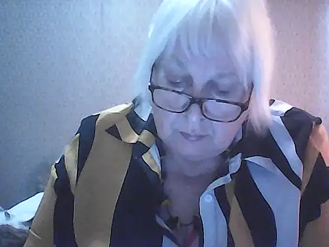 Alexia64231 online show from 26, 9, 2025