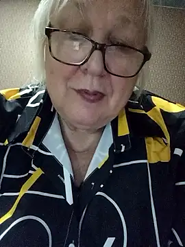 Alexia64231 online show from 13, 11, 2025