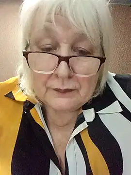 Alexia64231 online show from 19, 11, 2025