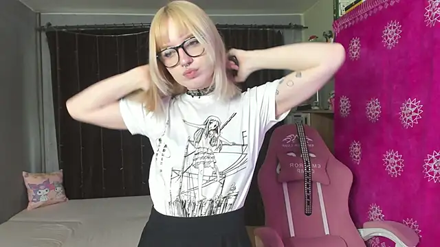 godlikegirlyy online show from 16, 9, 2025