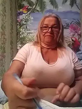 Snapshot of MargaritaSweet51 chatting on 9, 11, 2025 MargaritaSweet51 online show from 9, 11, 2025