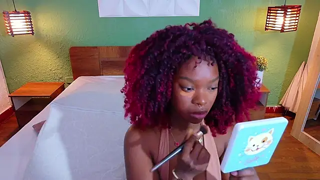 Snapshot of Chocolatte_dreams chatting on 1, 11, 2025 Chocolatte dreams online show from 1, 11, 2025