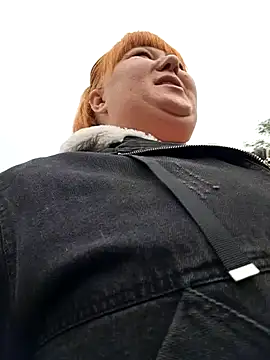 Snapshot of Miss_tits2025 chatting on 6, 10, 2025 Miss tits2025 online show from 6, 10, 2025