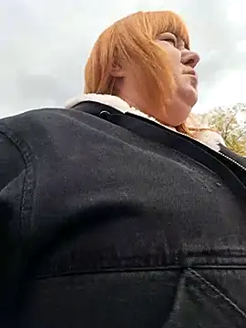 Snapshot of Miss_tits2025 chatting on 14, 10, 2025 Miss tits2025 online show from 14, 10, 2025