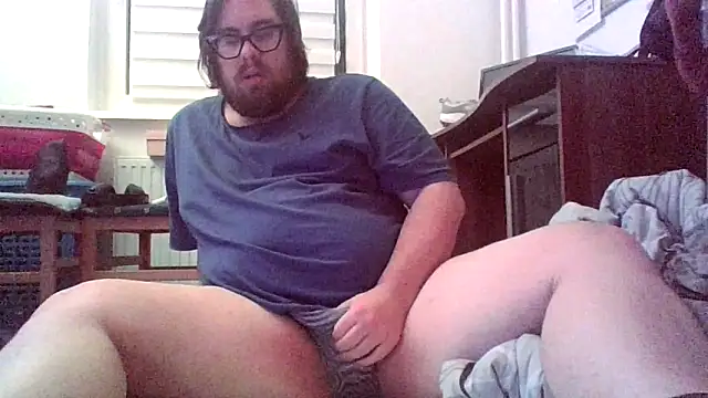 Snapshot of chubbyDavid1998 chatting on 22, 12, 2025 chubbyDavid1998 online show from 22, 12, 2025