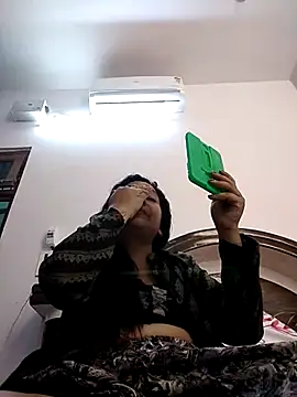 Cute-Janvi20 online show from 28, 2, 2026