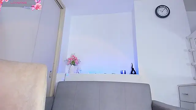 Snapshot of Alykass chatting on 16, 11, 2025 Alykass online show from 16, 11, 2025