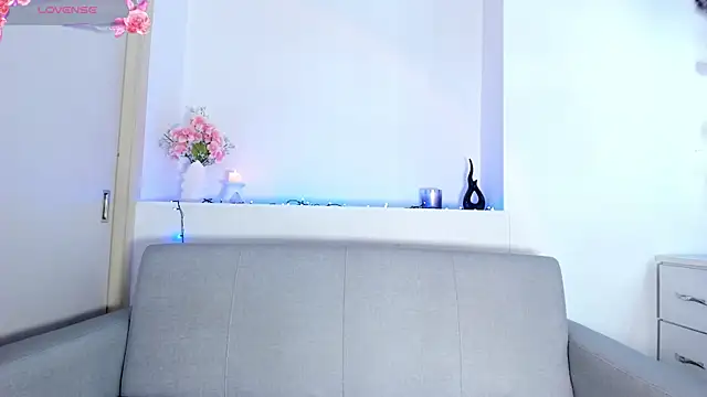 Snapshot of Alykass chatting on 18, 11, 2025 Alykass online show from 18, 11, 2025