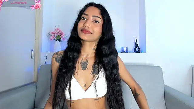 Snapshot of Alykass chatting on 20, 11, 2025 Alykass online show from 20, 11, 2025